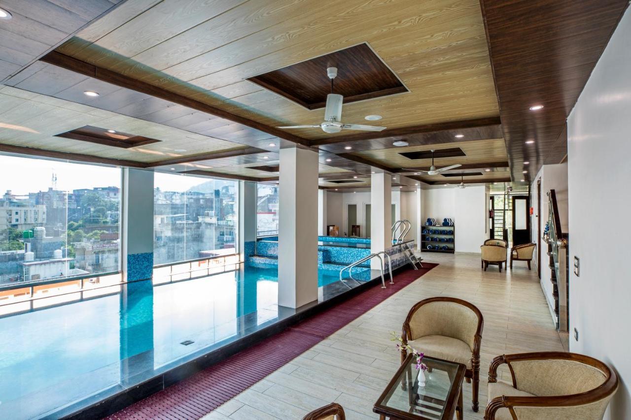 Regenta Inn On The Ganges Rishīkesh Zewnętrze zdjęcie